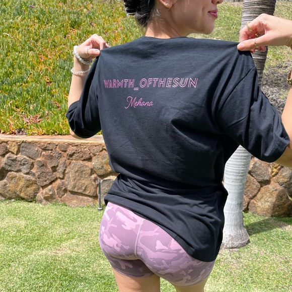 Limited edition art print Goddess flower vases t-shirt - Picture 5 of 15